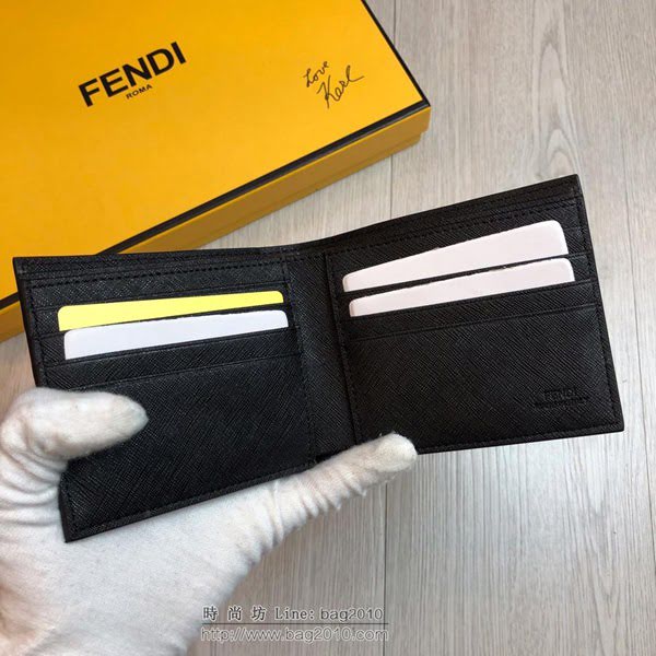 FENDI短夾錢包 19年春夏季最新手包 小摔牛皮 芬迪對折錢包  fdz2139